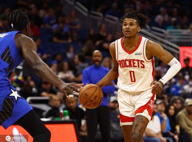 地位更加稳 地位更加稳