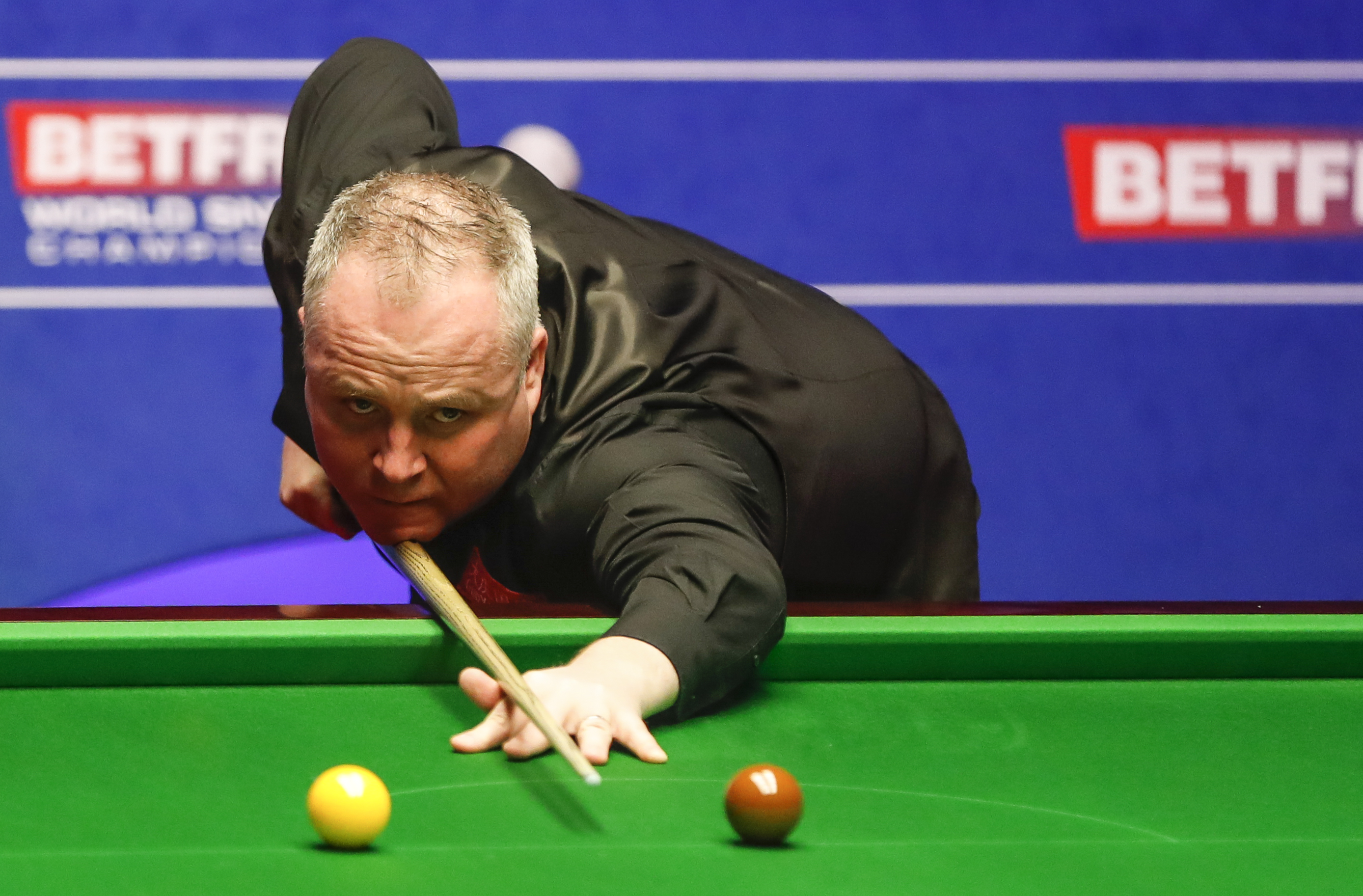 人充满期待 人充满期待