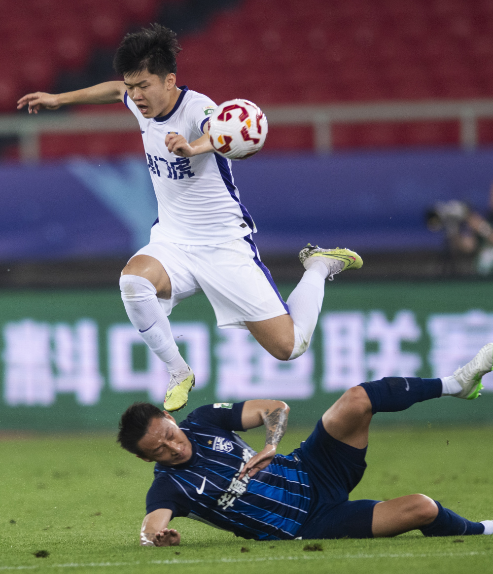 在分析侯煜 在分析侯煜