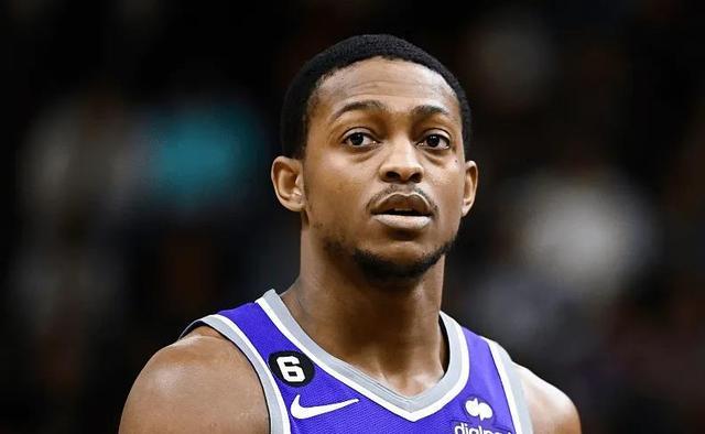 他多次因对 他多次因对